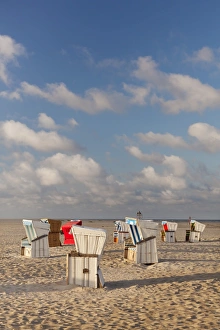 Beach chairs on the beach of Sankt Peter Ording, Eiderstedt Peninsula, Nordfriesland, Schleswig Holstein, Germany, Europe