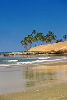 Images Dated 23rd September 2009: Beach in Fortaleza, Ceara, Brazil, South America