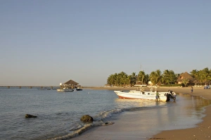 Images Dated 4th January 2009: Beach at Saly, Senegal, West Africa, Africa