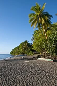 Images Dated 21st August 2011: Beach on Savo Island, Solomon Islands, Pacific