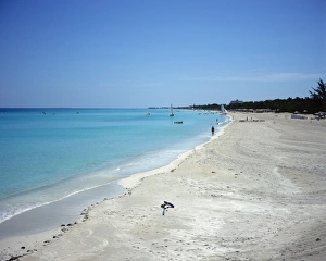Images Dated 5th February 2009: Beach scene, Varadero, Cuba, West Indies, Central America