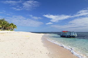 One Object Prints: Beachcomber Island, Mamanuca Islands, Fiji, South Pacific, Pacific