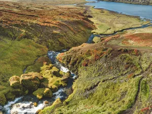 Multi Colored Prints: Beautiful autumn scenery. Colorful morning view of popular tourast destination in Iceland