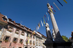 Images Dated 19th August 2008: Beautiful decorated houses in the town of Sofja Loka, Slovenia, Europe