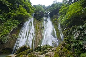 Images Dated 31st August 2008: Beautiful Mele-Maat cascades in Port Vila, Island of Efate, Vanuatu, South Pacific, Pacific