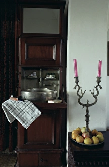 Neemrana Prints: Bedroom suite with original travelling fold down wash basin