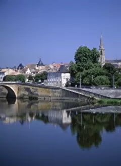 Images Dated 30th July 2008: Bergerac, and the River Dordogne, Dordogne, Aquitaine, France, Europe