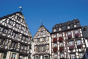 Images Dated 7th December 2007: Bernkastel-kues, Mosel, Germany