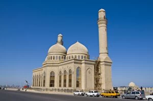 Images Dated 27th May 2010: Bibi Heybat Mosque, Baku, Azerbaijan, Central Asia, Asia