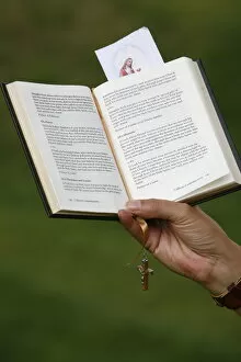 Images Dated 24th June 2007: Bible and rosary