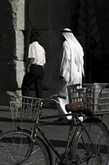 Images Dated 13th January 2000: Bicycle and Arab man