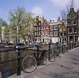 Images Dated 31st July 2008: Bicycles on a bridge across the canal at Herengracht in Amsterdam
