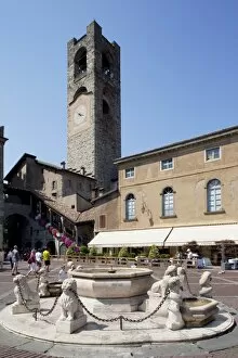 Images Dated 19th August 2011: Big Bell Civic Tower, Piazza Vecchia, Bergamo, Lombardy, Italy, Europe