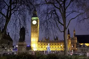 Images Dated 31st December 2011: Big Ben at dusk, Westminster, London, England, United Kingdom, Europe