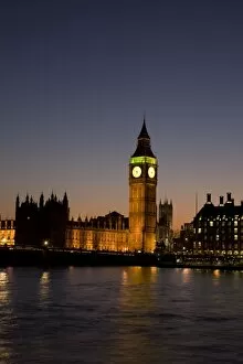 Images Dated 11th February 2008: Big Ben and the Houses of Parliament at night, UNESCO World Heritage Site