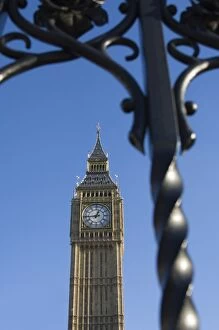 Images Dated 18th November 2005: Big Ben through iron gates, Houses of Parliament, Westminster, London, England