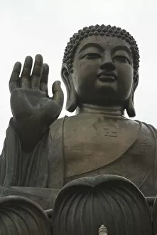 Images Dated 7th November 2007: The Big Buddha statue, Po Lin Monastery, Lantau Island, Hong Kong, China, Asia