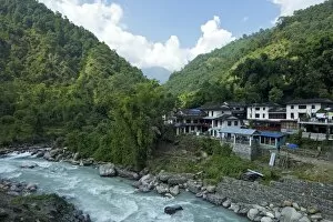 Images Dated 10th October 2010: Birethanti village, and Modi River valley, Annapurna Sanctuary Region, Himalayas