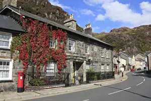 Gwynedd Prints: Blaenau Ffestiniog, Historic Welsh Slate Mining Town, Gwynedd, North Wales, Wales