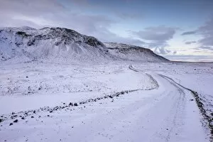 Images Dated 3rd October 2008: Blafell (the blue mountain), 1204m, in winter, near Gullfoss