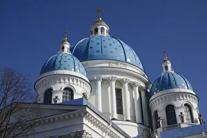 Blue cupolas emblazoned with golden stars, Trinity Cathedral, St