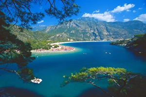 Images Dated 24th September 2009: The Blue Lagoon, Bay of Oludeniz, Olu Deniz, near Fethiye, Anatolia, Turkey