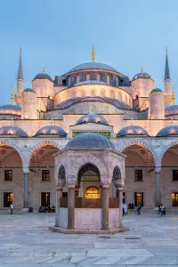 Visitor Attraction Prints: Blue Mosque (Sultanahmet) at twilight