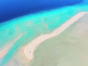 Canary Prints: Blue and turquoise shades of sea washing the white sand of Sotavento beach