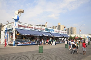 Brooklyn Prints: Boardwalk, Coney Island, Brooklyn, New York City, United States of America, North America