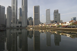 Images Dated 22nd March 2006: Boat Quay and the Financial District