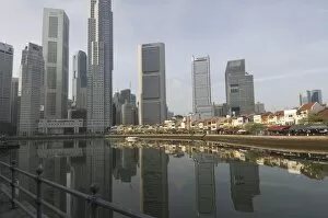 Images Dated 22nd March 2006: Boat Quay and the Singapore River with the Financial District behind