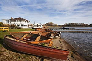 East Riding Prints: Boathouse Cafe and rowing boats at Hornsea Mere