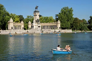 Human Likeness Gallery: Boating lake, Retiro, Alfonso XII Monument, Madrid, Spain, Europe