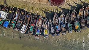 Nets Prints: Boats anchored on Karnaphuli River for fish trading in Chittagong, Bangladesh
