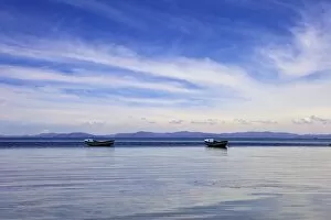 Images Dated 24th October 2010: Two boats on the lake, Kollabaya, Challapampa, Isla del Sol, Lake Titicaca, Bolivia, South America