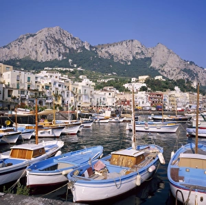 Boats moored in the Marina Grande