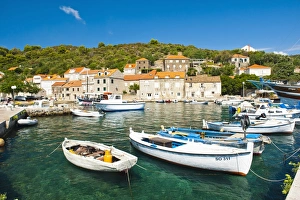 Ports Prints: Boats in the port, Sipan Island