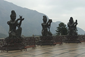 Images Dated 7th November 2007: Bodhisattvas (Buddhist saints) around the Big Buddha statue, Lantau Island