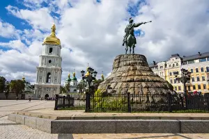Ukraine Prints: Bogdan Khmelnitsky statue, Sofiskaya square in Kiev (Kyiv) capital of the Ukraine, Europe