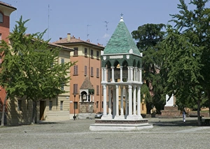 Images Dated 3rd July 2006: Bologna, Emilia Romagna, Italy, Europe