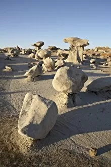 Images Dated 16th March 2009: Boulders and hoodoos at first light, Bisti Wilderness, New Mexico, United States of America