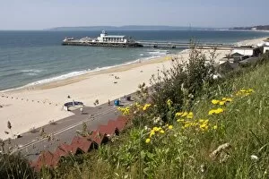 Images Dated 8th May 2008: Bournemouth Pier and beach, Poole Bay, Dorset, England, United Kingdom, Europe