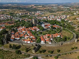 Planning Prints: Bragan√ßa Castle, one of the most characteristic examples of medieval architecture