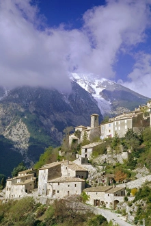 Images Dated 30th July 2008: Brante and Mont Ventoux, Provence, France, Europe