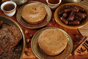 Cake Prints: Bread of dates