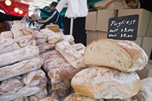 Images Dated 4th October 2008: Bread stall at the Italian market at Walton-on-Thames, Surrey, England