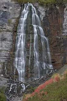 Images Dated 20th September 2010: Bridal Veil Falls in the fall, Uinta National Forest, Utah, United States of America, North America