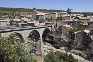 Bridge over gorge, Minerve, Herault, Languedoc-Roussillon, France, Europe