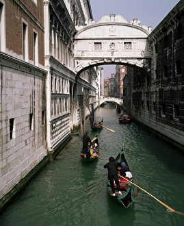 Bridge Of Sighs Prints: Bridge of Sighs and gondolas