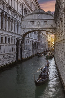 Bridge of Sighs, Venice, UNESCO World Heritage Site, Veneto, Italy, Europe